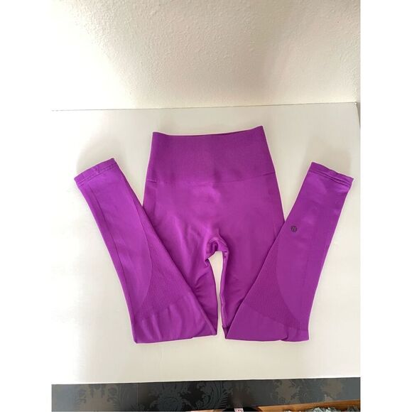 Lululemon Compression Ultra Violent Zone In Thight Seamless Leggings size 2 - Picture 11 of 11